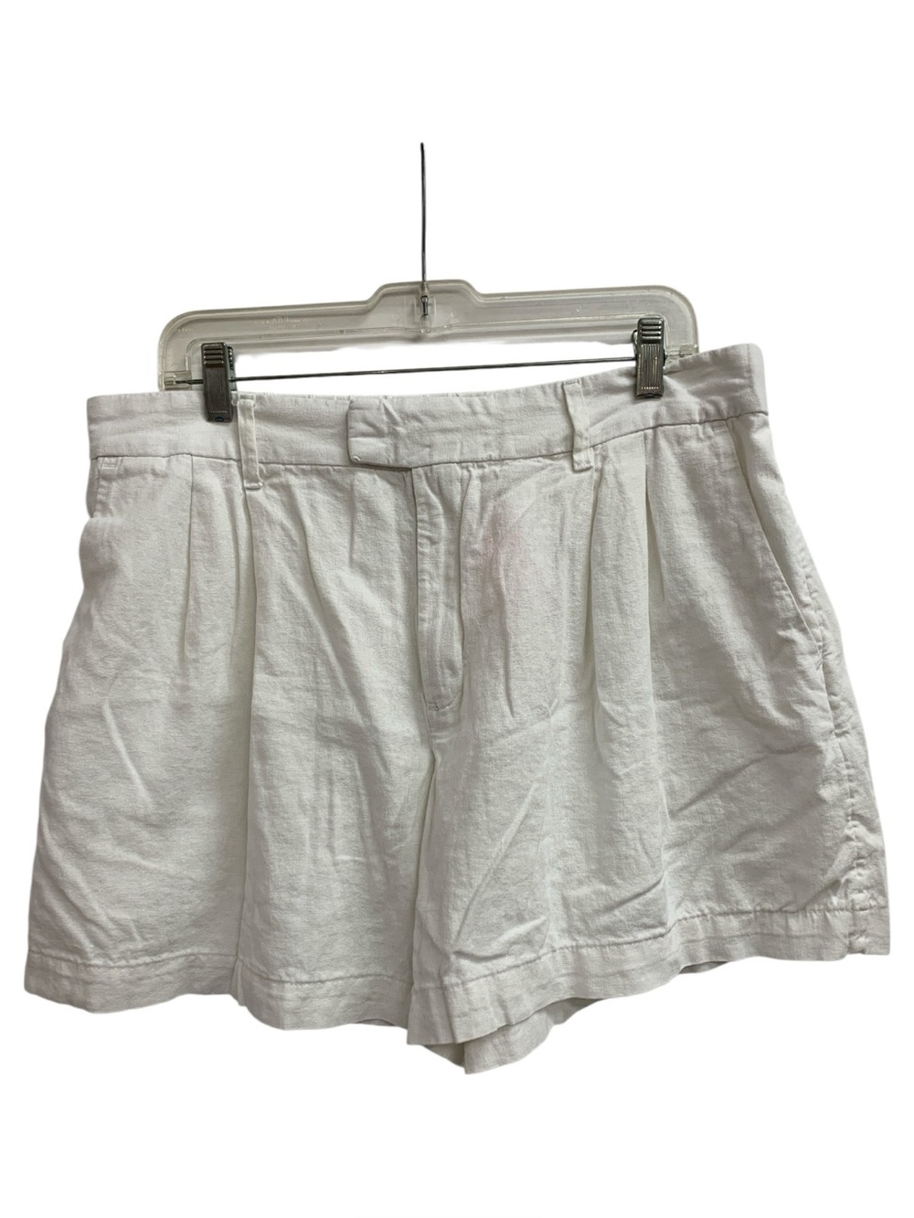 A New Day White Pleated High-Waist Linen-Blend Shorts Size L